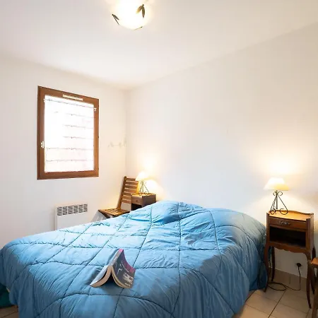 Le Clos Mathilde-10 *